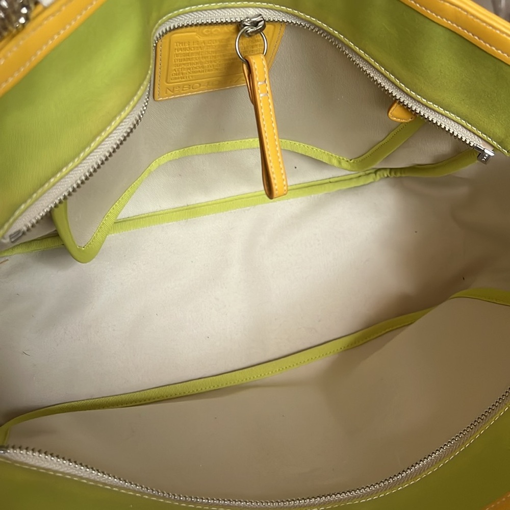 Coach Vintage Garden Tote Green Apple/ Yellow - Picture 10 of 12